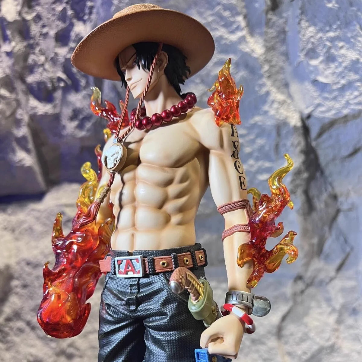 Portgas D. Ace - 43 cm